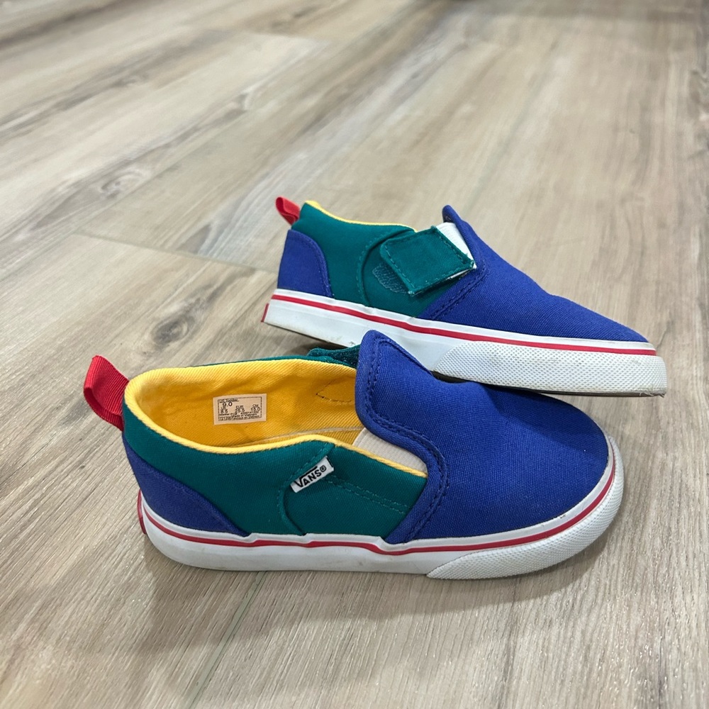 Toddler Slip On Vans shoe